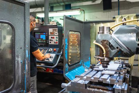 Slotting Machines Explained: Features, Uses, and Industrial Applications