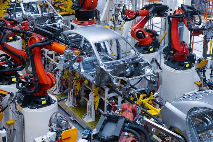 A Guide to Automotive Industry Basics, Vehicle Manufacturing and Supply Chains