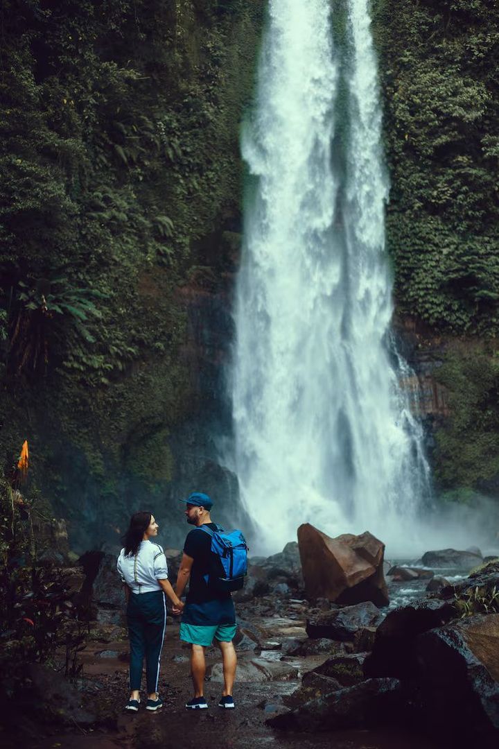 Monsoon Mountain Escapes Guide: Peaceful Hill Destinations & Nature Travel Tips