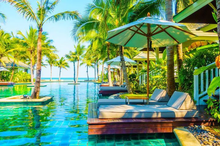 5-Star Resort Escapes Guide: Luxury Travel Insights, Planning, and Tips