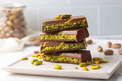 Kunafa Chocolate Guide: Origins, Flavors, and Latest Dessert Trends